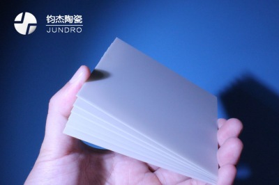 氮化鋁陶瓷基板與氧化鋁陶瓷基板的區別 氮化鋁陶瓷基板與氧化鋁陶瓷基板的區別